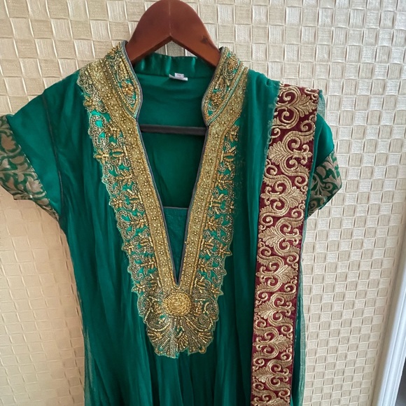Emerald green anarkali with churidaar - Picture 1 of 5